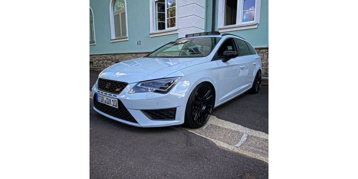 Seat Leon 225.000 km 11.900 &euro; Pleußen 95666
