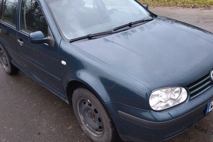 VW Golf 392.550 km 790 &euro; Gützingen 97244