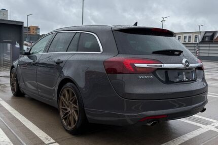 Opel Insignia 180.000 km 8.000 &euro; Magdeburg 39124