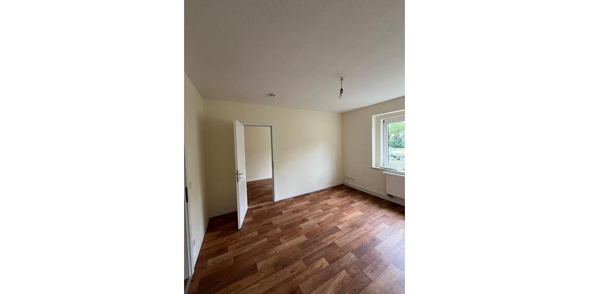 Erdgeschoßwohnung Cottbus Spremberger Vorstadt - 2.5 Zimmer, 63 m&sup2;, 455&euro; | Angebot:26384472