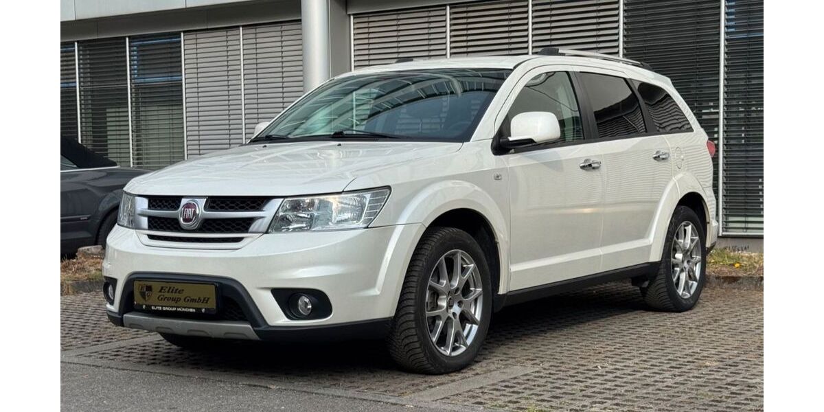 Fiat Freemont 132.100 km 10.800 &euro; München 81547