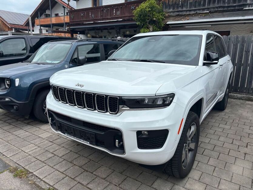 Grand Cherokee
