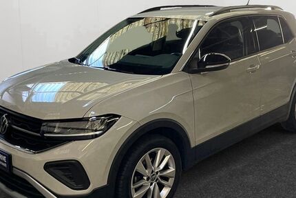 VW T-Cross 28.790 km 22.990 &euro; Oer-Erkenschwick 45739