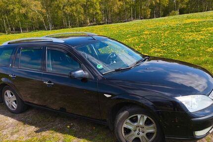 Ford Mondeo 245.000 km 2.250 &euro; Bremen 28327