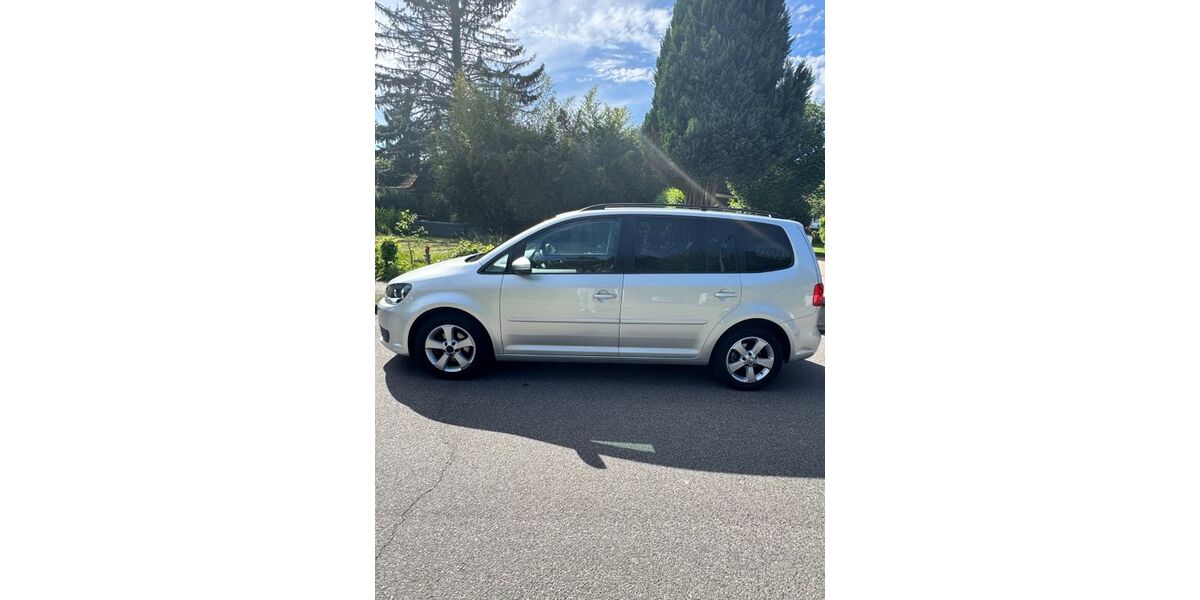 VW Touran 174.002 km 5.000 &euro; Hamburg 22175
