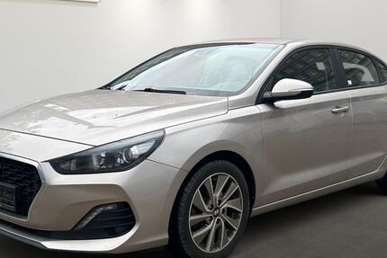 Hyundai i30 151.933 km 8.499 &euro; Berlin 12681