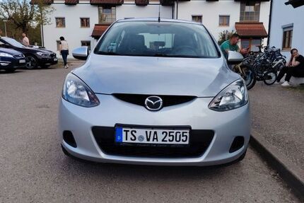 Mazda 2 169.000 km 2.400 &euro; Tacherting 83342