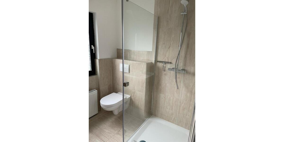 Reihenhaus Düsseldorf Stadtbezirk 3 - 5 Zimmer, 165 m&sup2;, 1.800&euro; | Angebot:25967730