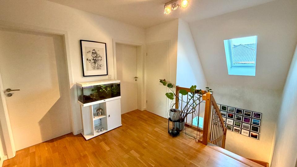 Einfamilienhaus Lotte - 5 Zimmer, 137 m&sup2;, 1.700&euro; | Angebot:24977743