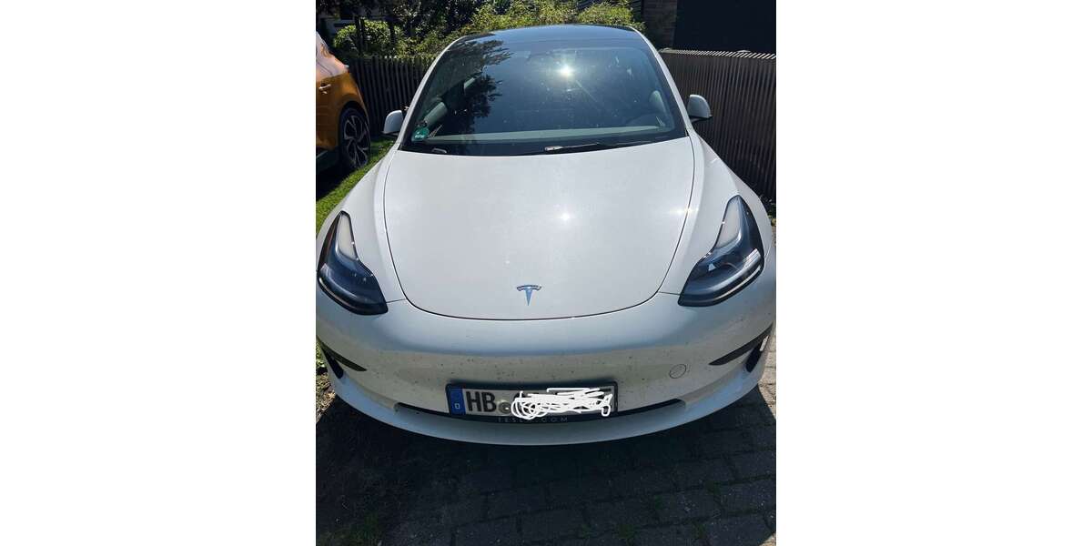 Tesla Model 3 65.000 km 27.750 &euro; Bremen, Stadt 28757