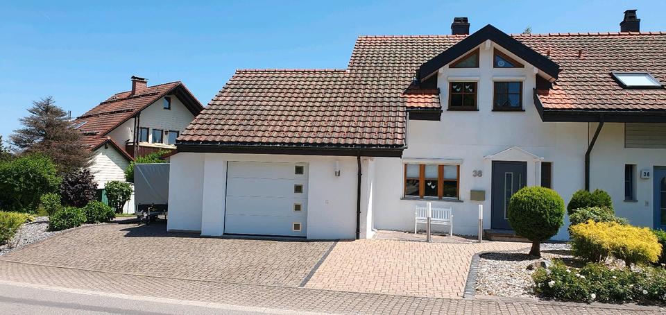 Doppelhaushälfte Görwihl - 4 Zimmer, 140 m&sup2;, 1.800&euro; | Angebot:26166231