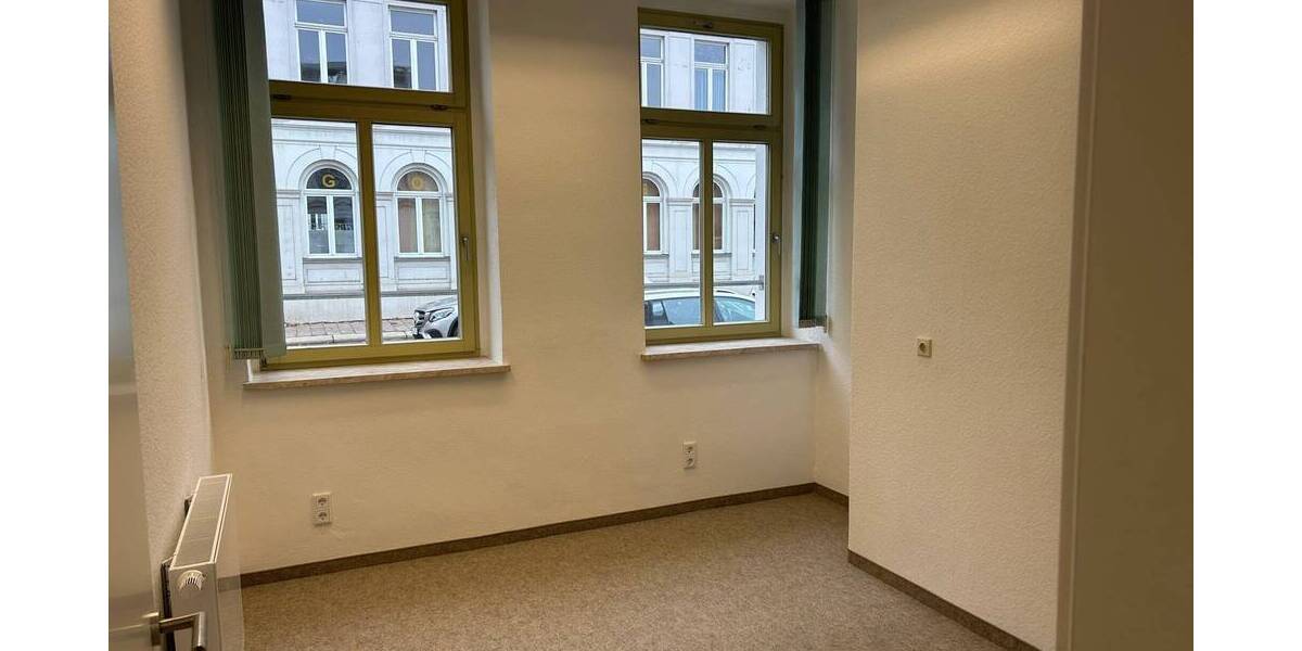 Gewerbeobjekt Altenburg Südost - 4 Zimmer, 156 m&sup2;, 1.000&euro; | Angebot:26028463
