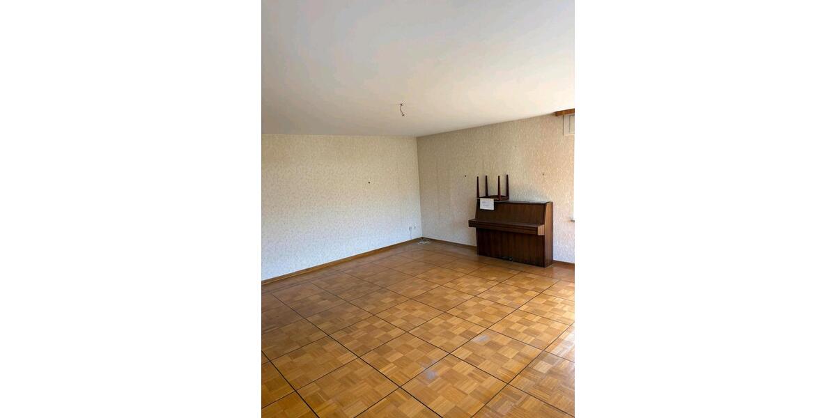 Einfamilienhaus Hildesheim - 12 Zimmer, 578 m&sup2;, 680.000&euro; | Angebot:26348777