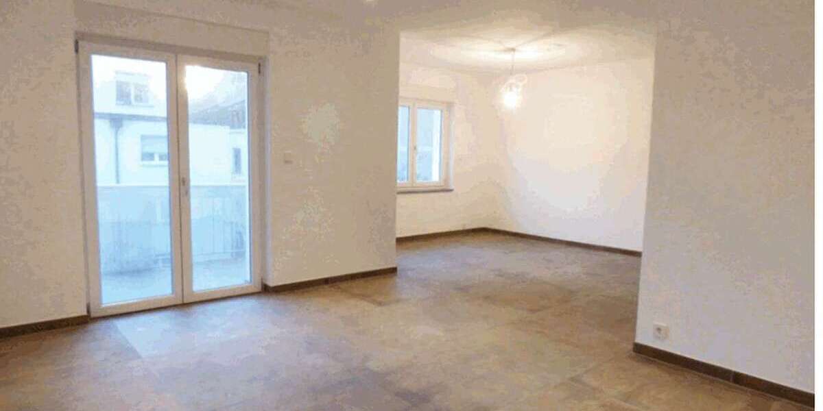 Wohnung zum Kaufen in Baden-Badem 380.000 € 90 m² 3 zimmer