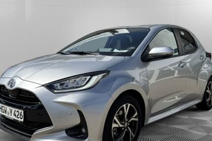 Toyota Yaris 4.500 km 26.299 &euro; Greifswald 17489