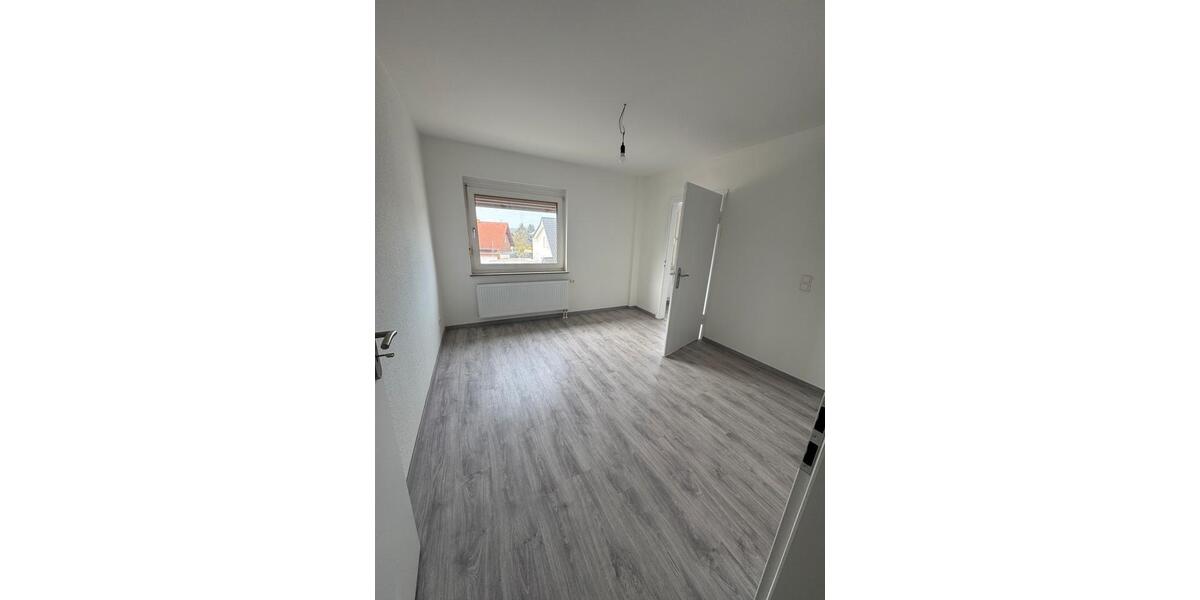 Etagenwohnung Löhne - 4 Zimmer, 88 m&sup2;, 950&euro; | Angebot:26022962