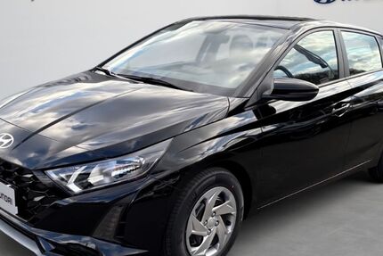 Hyundai i20 7.877 km 17.990 &euro; Schiffweiler 66578