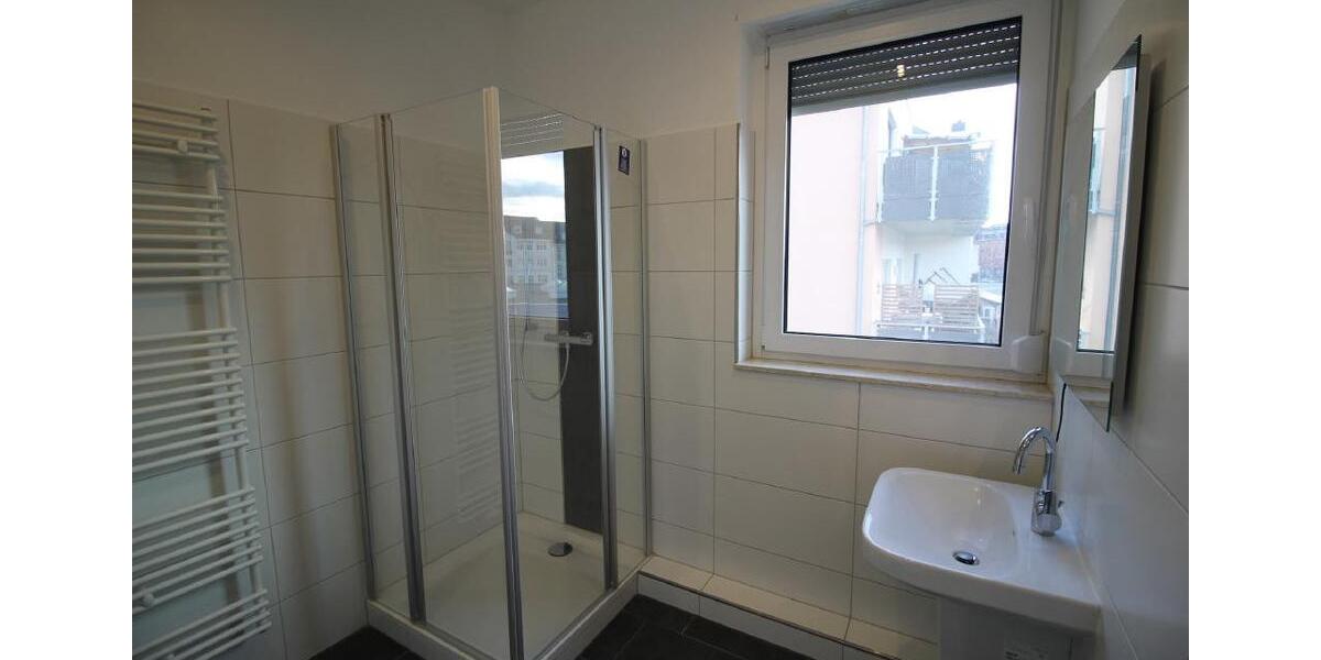 Etagenwohnung Werdau - 2 Zimmer, 50 m&sup2;, 370&euro; | Angebot:26618994