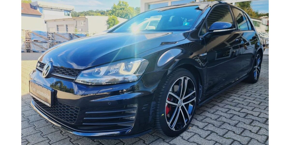 VW Golf 153.000 km 13.700 &euro; Ebersbach an der Fils. 73061