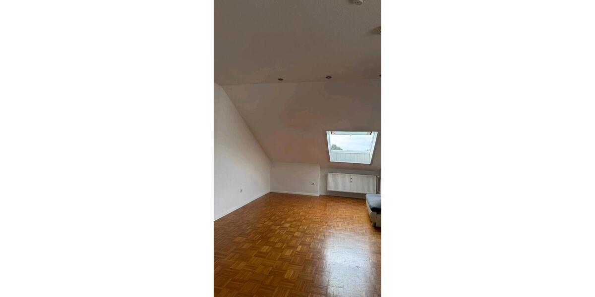 Dachgeschoßwohnung Vellmar - 2 Zimmer, 63 m&sup2;, 980&euro; | Angebot:26348427