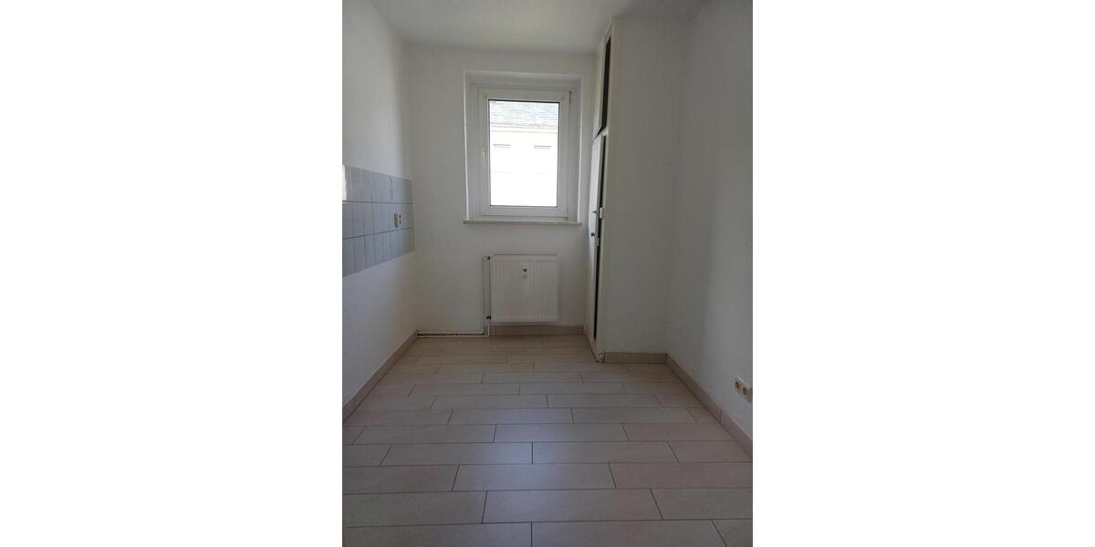 Etagenwohnung Bad Lobenstein - 3 Zimmer, 59 m&sup2;, 395&euro; | Angebot:26550745