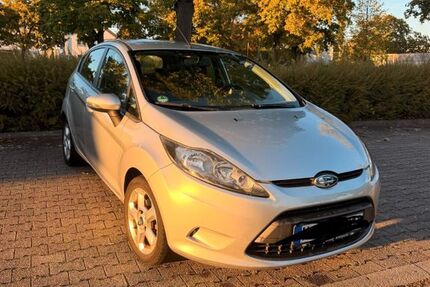Ford Fiesta 182.000 km 5.500 &euro; Hambrücken 76707