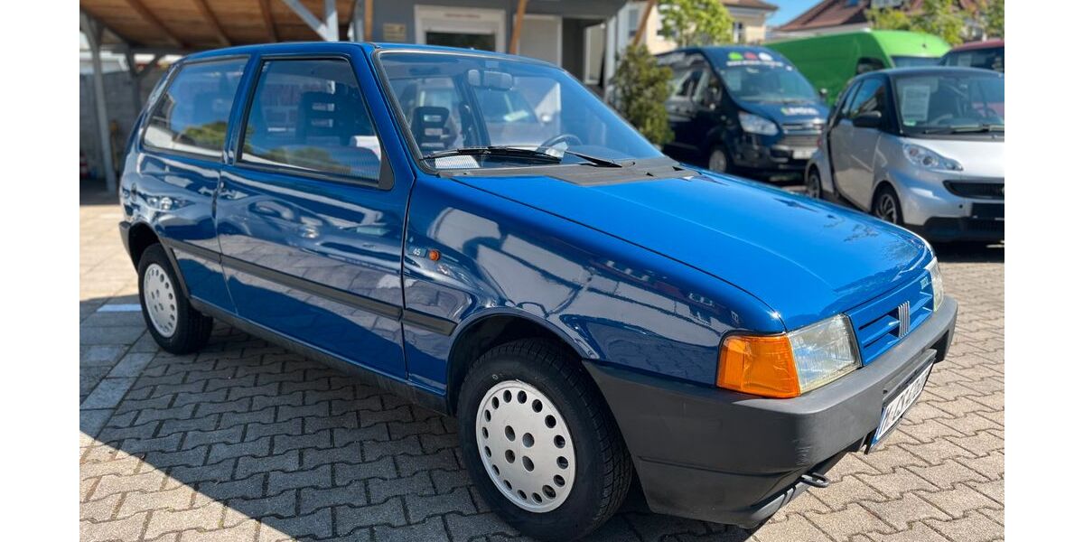 Fiat Uno 50.500 km 4.990 &euro; München 81825