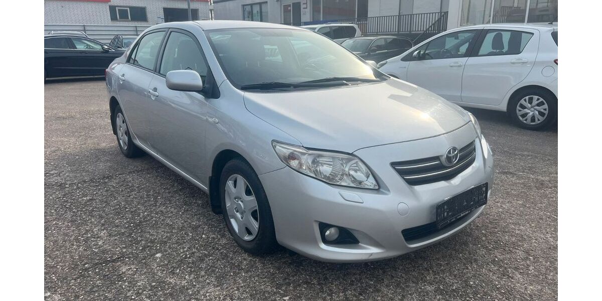 Toyota Corolla 182.011 km 4.500 &euro; Hamm 59067