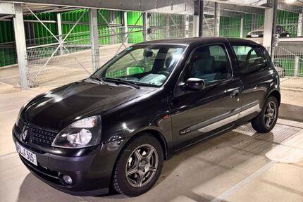 Renault Clio 198.000 km 1.050 &euro; Appenweier 77767