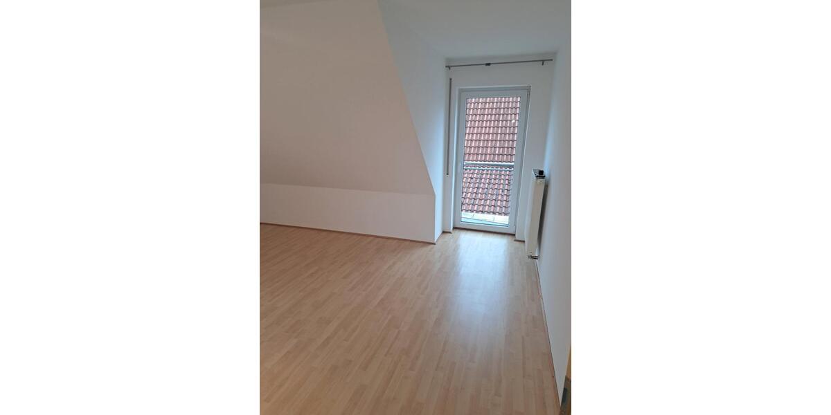 Einfamilienhaus Gunzenhausen - 5 Zimmer, 135 m&sup2;, 1.500&euro; | Angebot:26317362