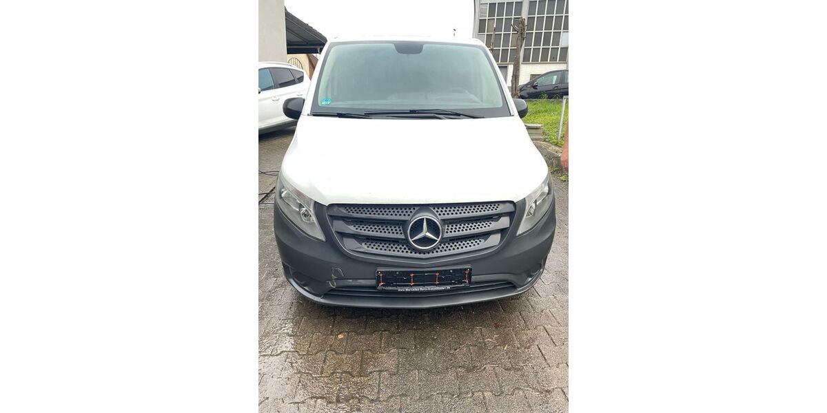 Mercedes-Benz Vito 281.432 km 12.500 &euro; Albbruck 79774