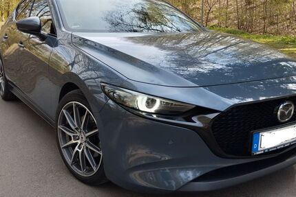 Mazda 3 65.000 km 16.000 &euro; Lüdenscheid 58511