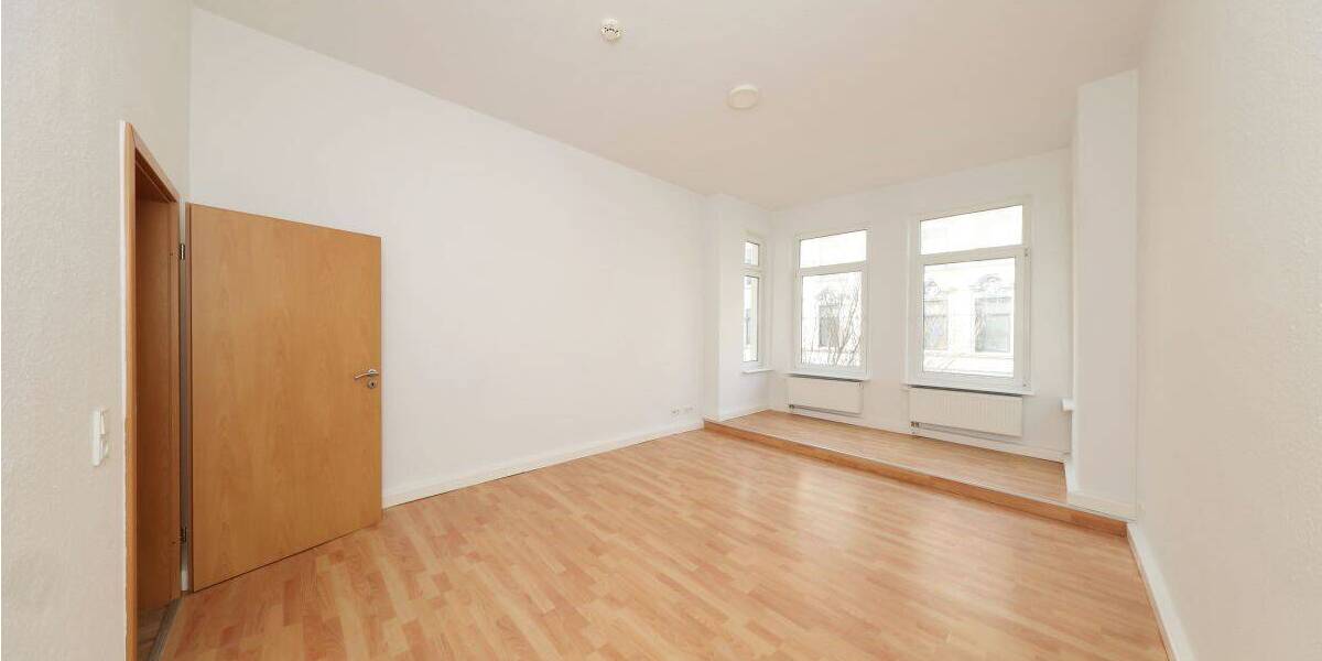 Etagenwohnung Wilhelmshaven Innenstadt - 5 Zimmer, 110 m&sup2;, 650&euro; | Angebot:26851799