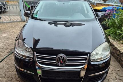 VW Golf 181.000 km 4.000 &euro; Hünstetten 65510