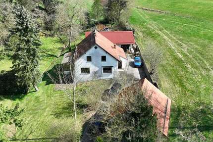 Haus zum Kaufen in Bernhardswald 475.000 € 152 m² 6.5 zimmer