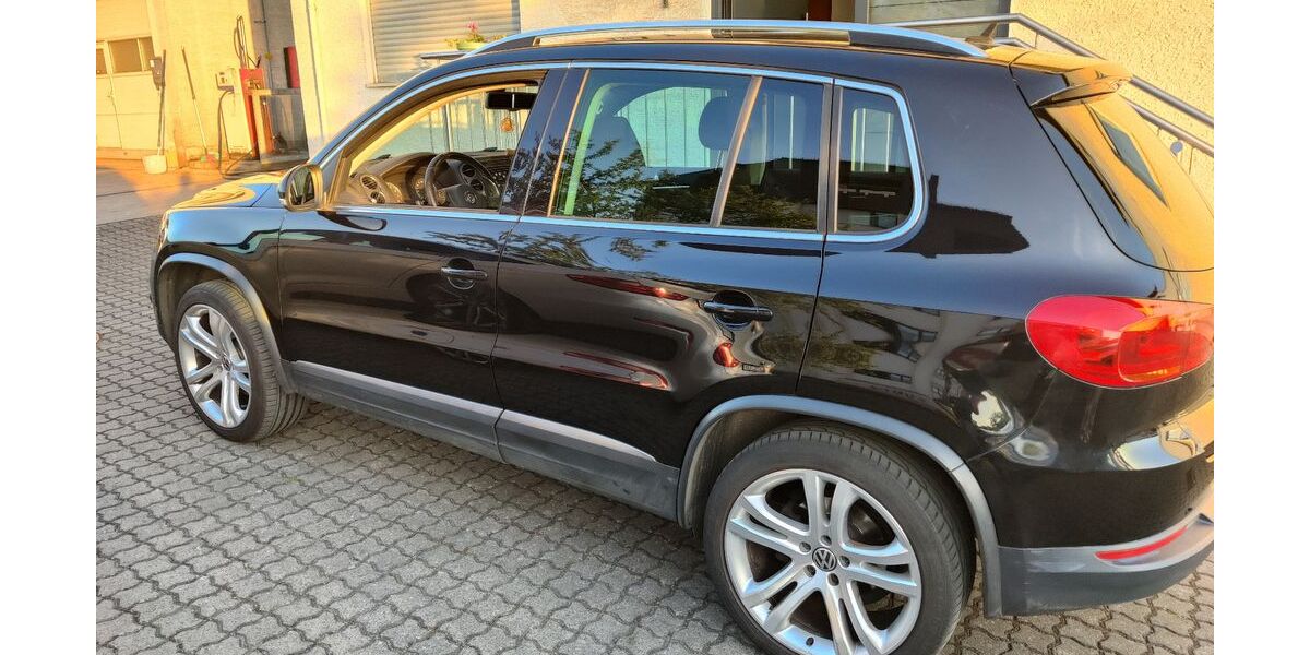 VW Tiguan 203.000 km 7.850 &euro; Frankfurt 60599