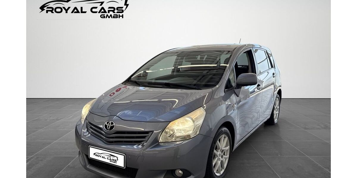 Toyota Verso 171.205 km 8.990 &euro; Hamburg 22111