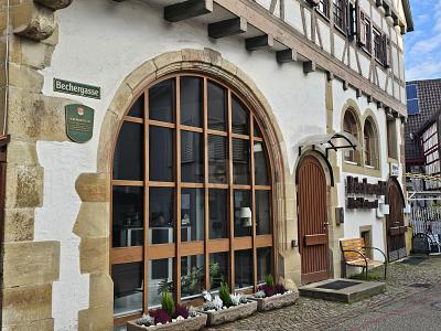 HISTORISCHES JUWEL: BEBENHAUSER HOF UND STUBE