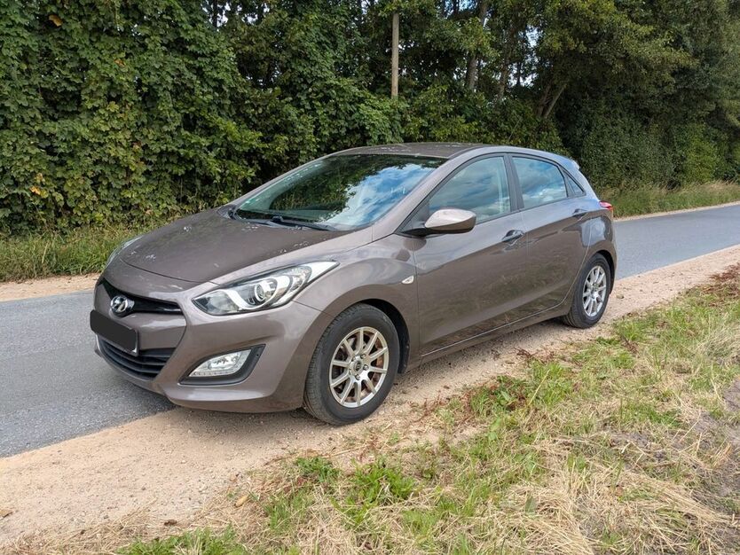 Hyundai i30 144.000 km 5.599 € Ibbenbüren 49477