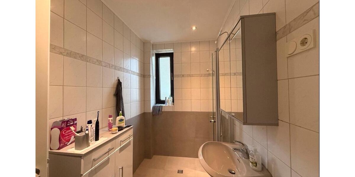Erdgeschoßwohnung Krefeld Gellep-Stratum - 3 Zimmer, 64 m&sup2;, 159.000&euro; | Angebot:23541493