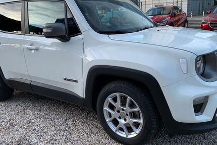 Jeep Renegade 41.500 km 14.490 &euro; Berlin-Spandau 13597