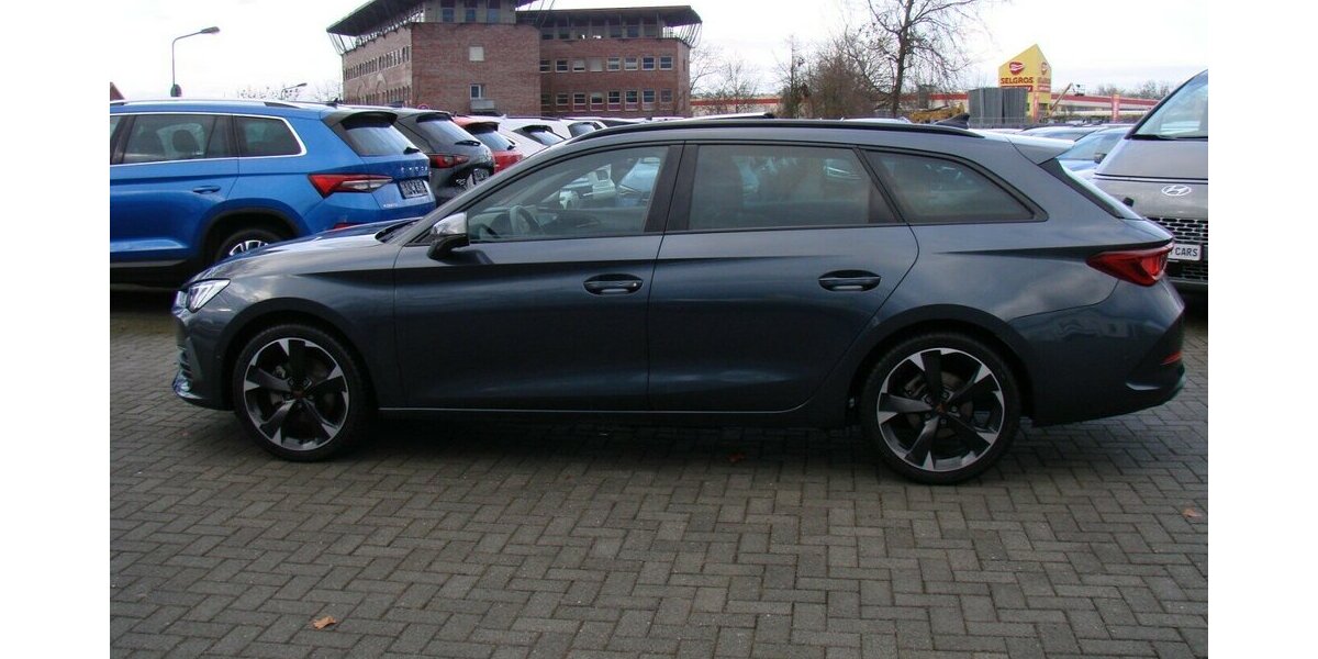 Cupra Leon ST eTSi ACC Panorama Vision Plus LED Beats 5.999 km 26.980 &euro; Falkensee 14612