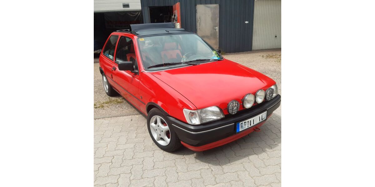 Ford Fiesta 92.000 km 850 &euro; Techelsdorf 24220