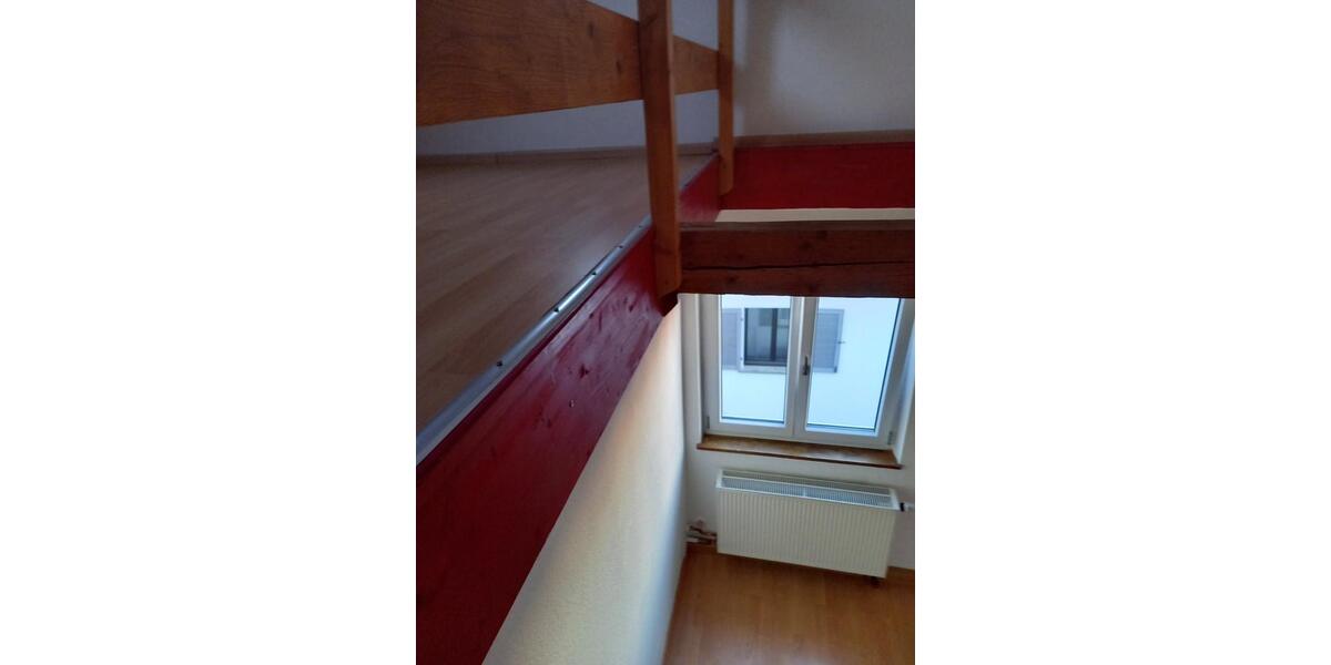 Dachgeschoßwohnung Esslingen am Neckar - 2.5 Zimmer, 55 m&sup2;, 780&euro; | Angebot:25537868