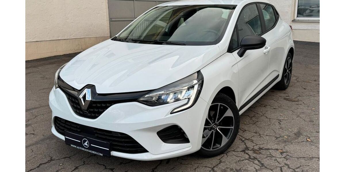 Renault Clio 30.590 km 11.990 € Willmering 93497