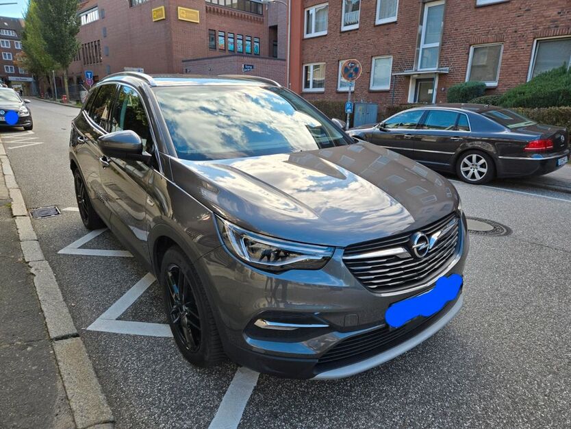 Opel Grandland (X) 98.000 km 17.800 € Hamburg 22111