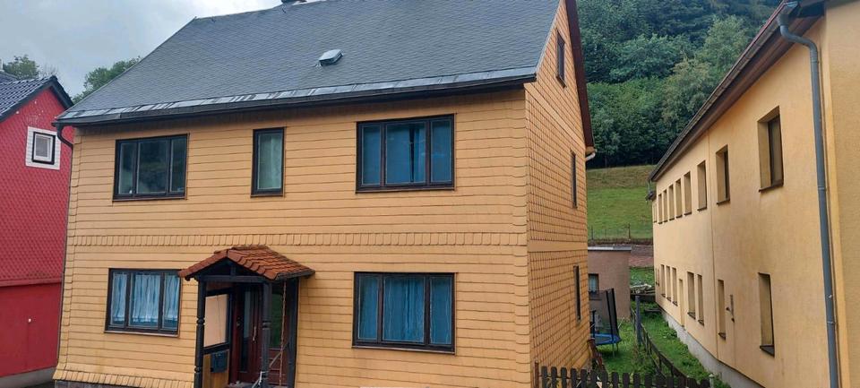 Einfamilienhaus Steinbach-Hallenberg Hallenberg - 9 Zimmer, 140 m&sup2;, 80.000&euro; | Angebot:26398498
