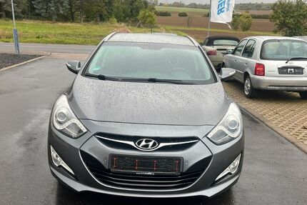 Hyundai i40 230.000 km 4.400 € Vollersroda 99438