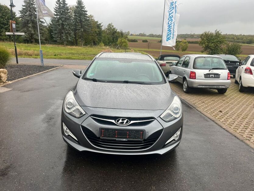 Hyundai i40 230.000 km 4.990 € Vollersroda 99438