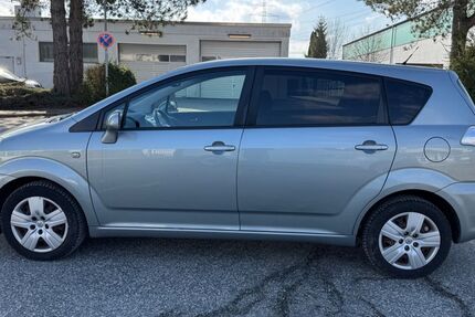 Toyota Corolla Verso 108.964 km 4.999 &euro; Barsbüttel 22885